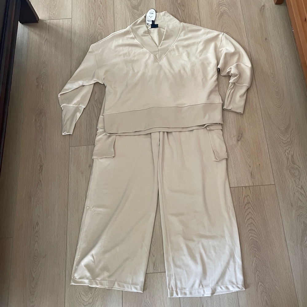 Scoop Scuba knit Lounge Set